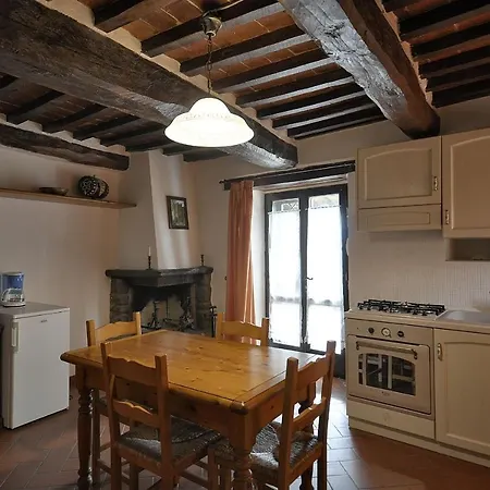 Vernazzano Basso Sleeps 3 *